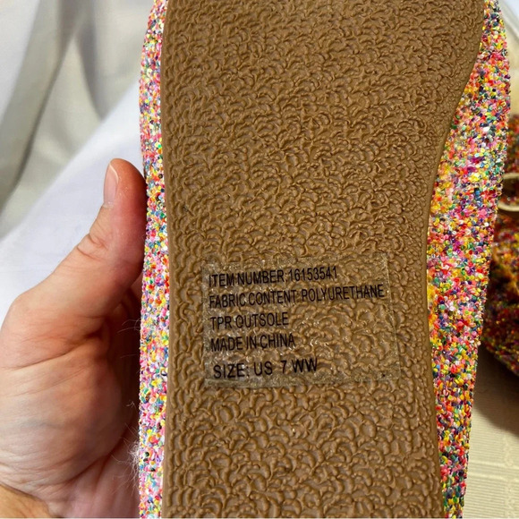 Torrid Moccasin Sparkle Faux Fur Slippers NWOT  Size 7 WW Fairy Barbiecore - Picture 11 of 13